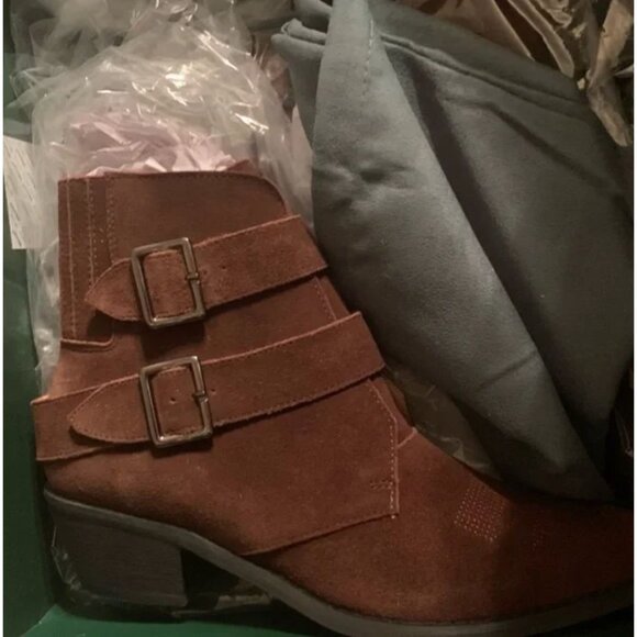 Anthropologie Brown Suede Boots - Picture 9 of 11